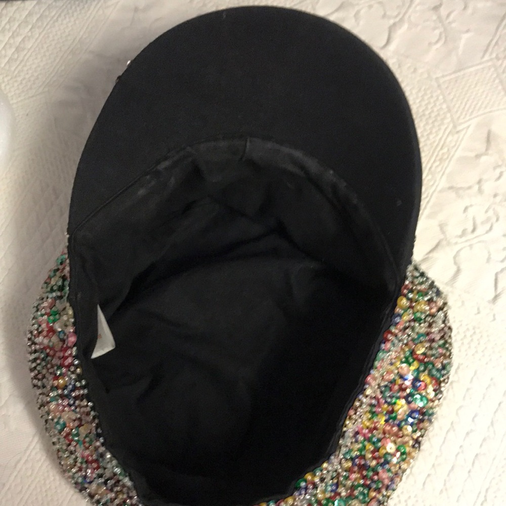 Flying Elephant hat - Picture 5 of 8